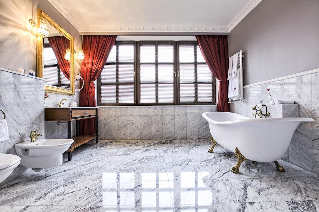 Hotel Jarosław Oda fotoğraf
