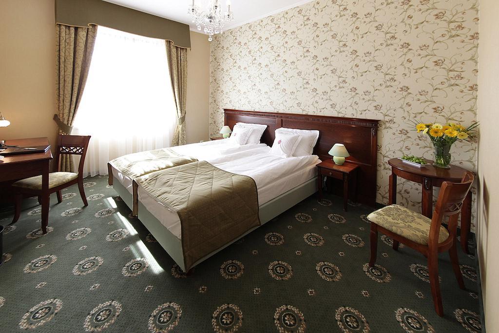 Hotel Jarosław Oda fotoğraf