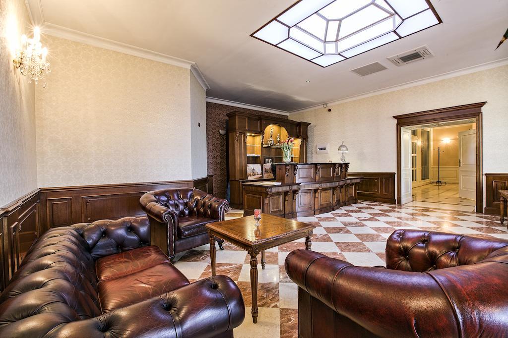 Hotel Jarosław Dış mekan fotoğraf