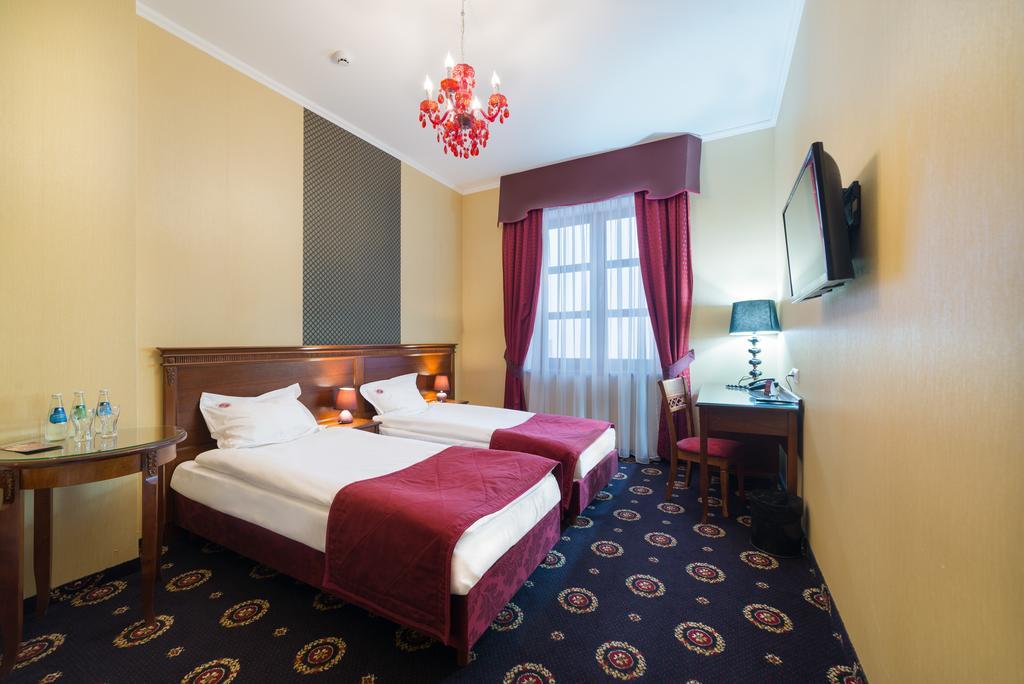 Hotel Jarosław Dış mekan fotoğraf
