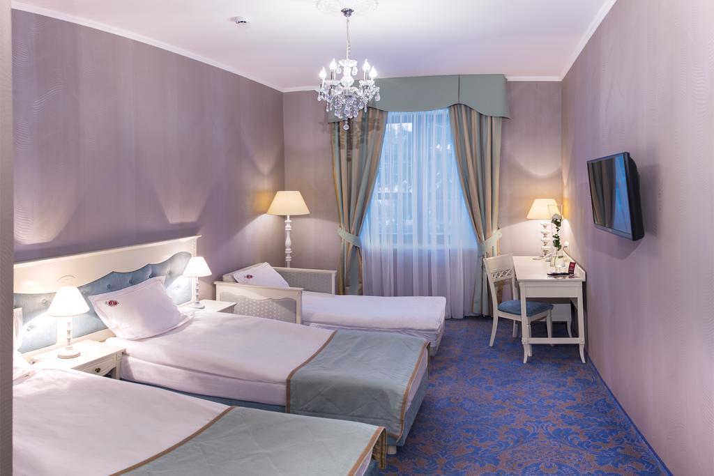 Hotel Jarosław Dış mekan fotoğraf