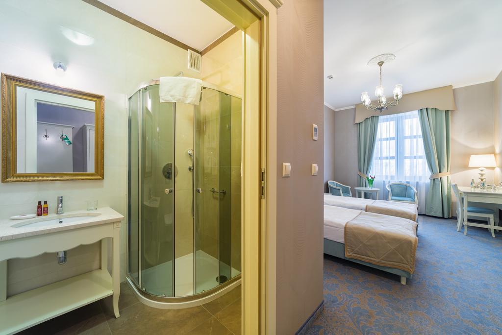 Hotel Jarosław Dış mekan fotoğraf