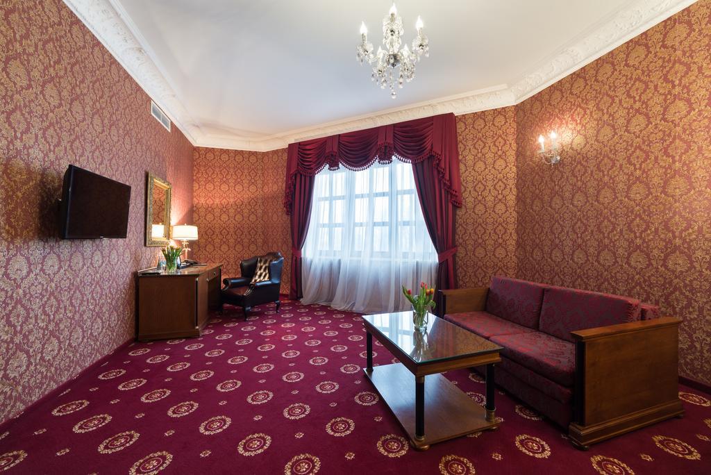 Hotel Jarosław Dış mekan fotoğraf