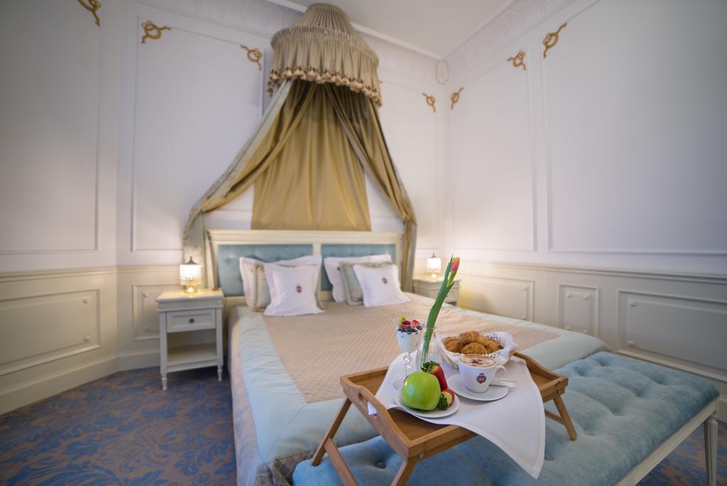 Hotel Jarosław Dış mekan fotoğraf