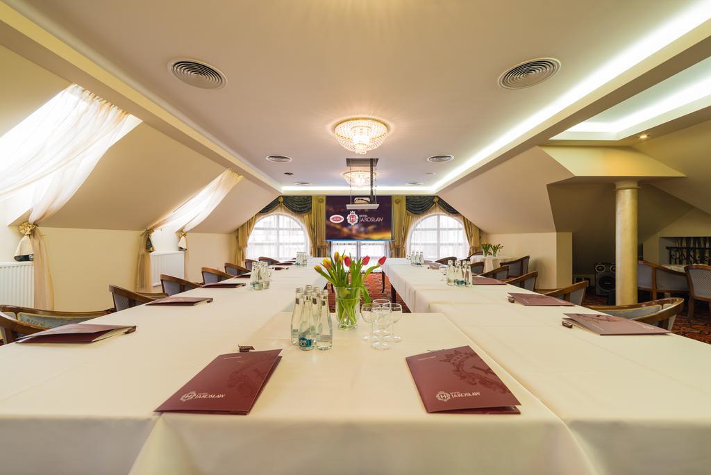 Hotel Jarosław Dış mekan fotoğraf